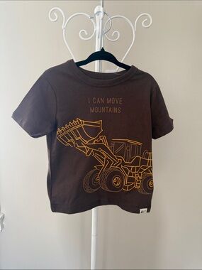 GAP Brown Tee with Yellow Construction Graphic